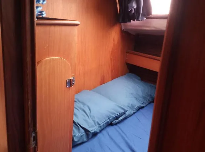 Bed & Boat L' Isola Che Non C'e * Viareggio